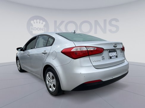 Used 2015 Kia Forte LX image 4