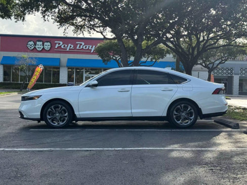 Used 2023 Honda Accord EX-L image 3