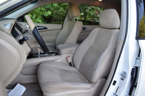 Used 2015 Nissan Pathfinder SV image 26