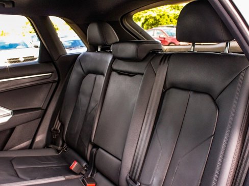 Used 2022 Audi Q3 2.0T Premium w/ Convenience Package image 33