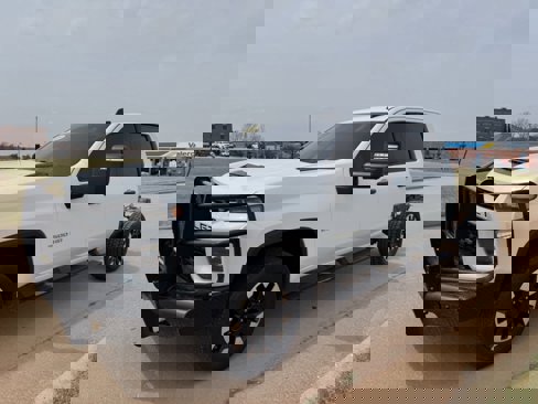 Used 2020 Chevrolet Silverado 2500 Custom w/ Custom Value Package image 7