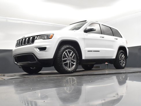 Used 2021 Jeep Grand Cherokee Limited w/ Luxury Group II image 38