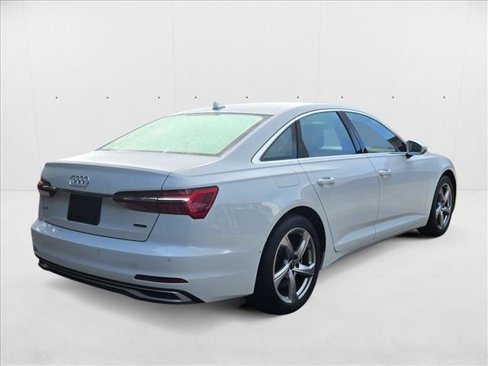 Used 2024 Audi A6 Premium Plus image 5