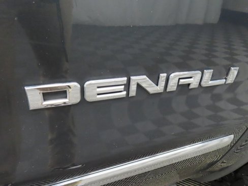 Used 2018 GMC Sierra 1500 Denali w/ Denali Ultimate Package image 43