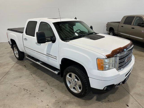 Used 2011 GMC Sierra 2500 Denali image 6