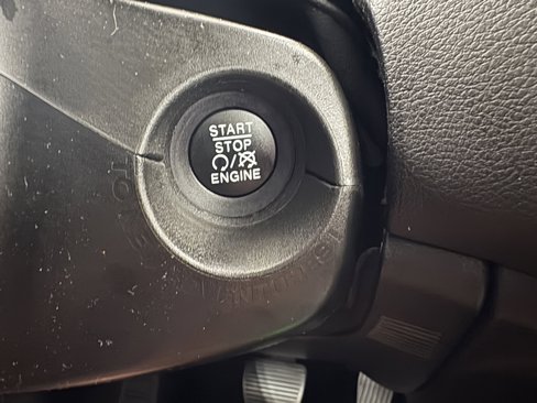 Used 2021 Jeep Renegade Latitude image 16