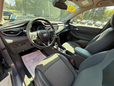 Used 2022 Buick Encore GX Select w/ Sport Touring Package image 17