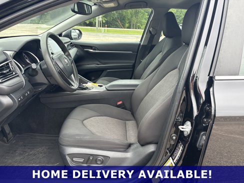 Used 2023 Toyota Camry LE w/ Convenience Package image 9