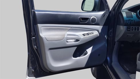Used 2010 Toyota Tacoma 4x4 Double Cab image 15