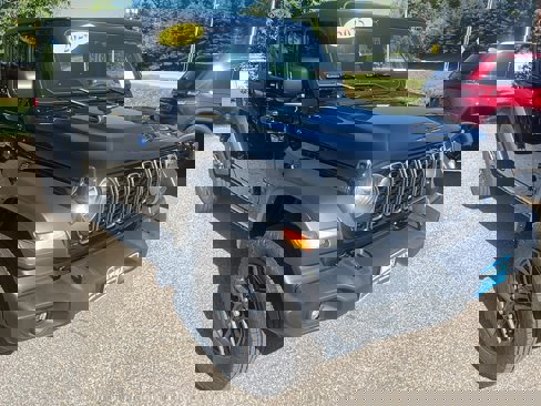 New 2025 Jeep Wrangler Unlimited Sport image 3