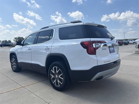 Used 2023 GMC Acadia SLE w/ Driver Convenience Package image 6