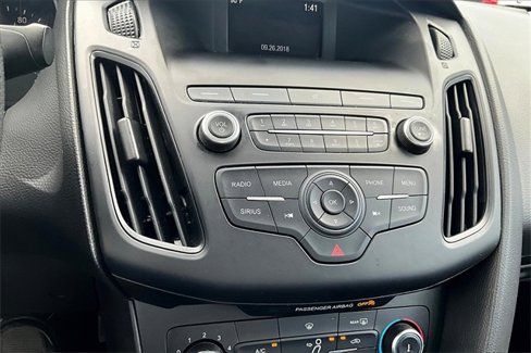 Used 2018 Ford Focus SE image 26
