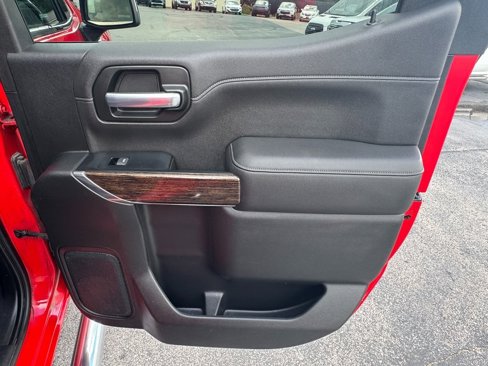 Used 2019 GMC Sierra 1500 SLE image 31