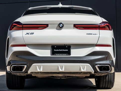 Used 2022 BMW X6 xDrive40i w/ M Sport Package image 7