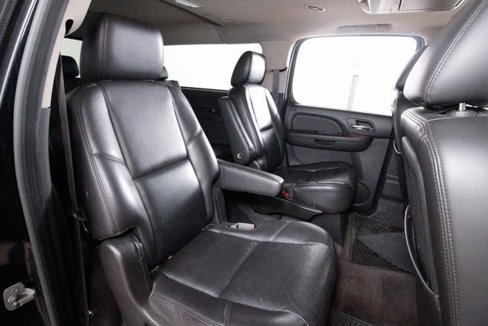 Used 2011 Chevrolet Suburban LTZ image 32