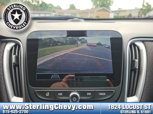 Used 2022 Chevrolet Malibu LT image 13