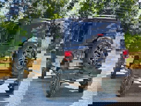 New 2025 Jeep Wrangler Unlimited Sport image 3