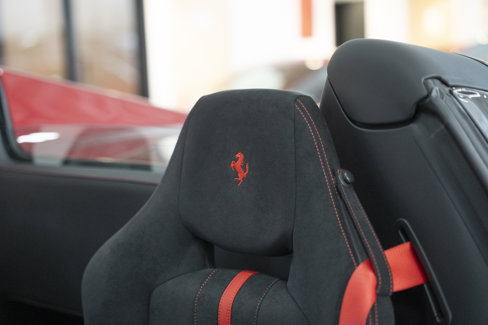 Used 2021 Ferrari F8 Tributo image 39