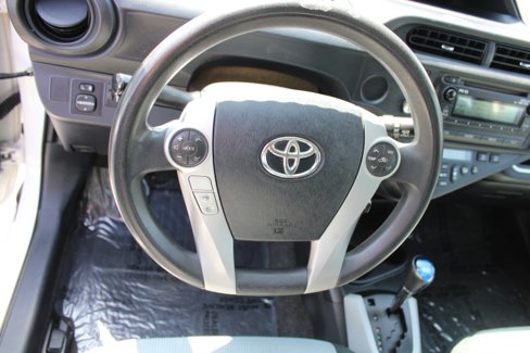 Used 2014 Toyota Prius C One image 12