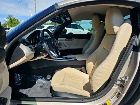 Used 2012 BMW Z4 sDrive28i image 18