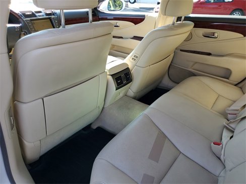 Used 2010 Lexus LS 460 image 12