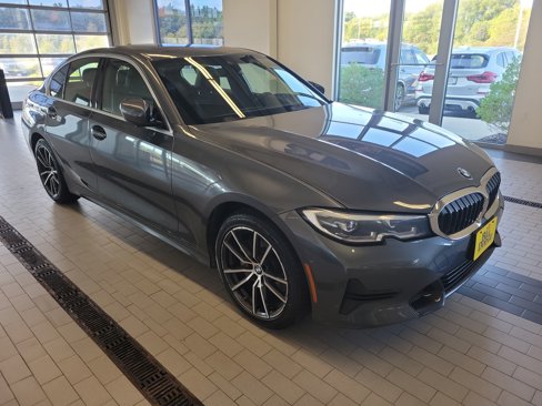Used 2021 BMW 330i xDrive Sedan w/ Convenience Package image 3