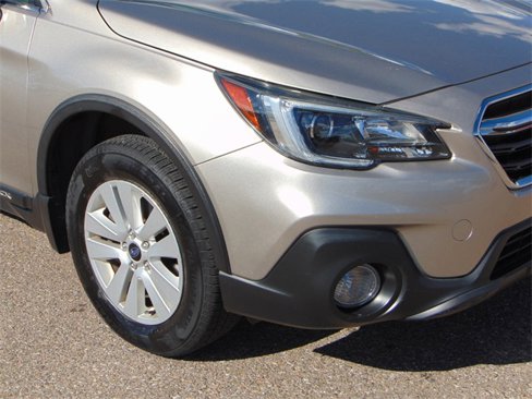 Used 2018 Subaru Outback 2.5i Premium w/ Protection Package #1 image 2