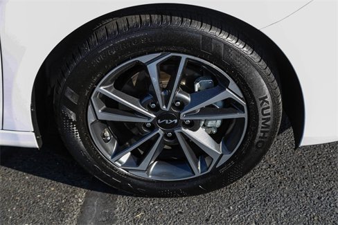 Used 2024 Kia Forte LXS image 12