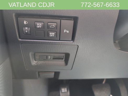 Used 2013 MAZDA CX-9 Grand Touring w/ GT Technology Pkg image 16