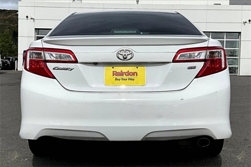 Used 2014 Toyota Camry L image 6
