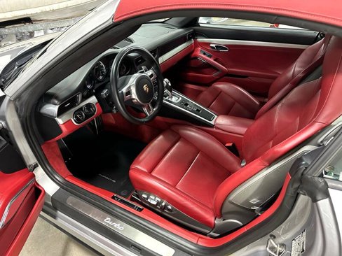 Used 2015 Porsche 911 Turbo image 24