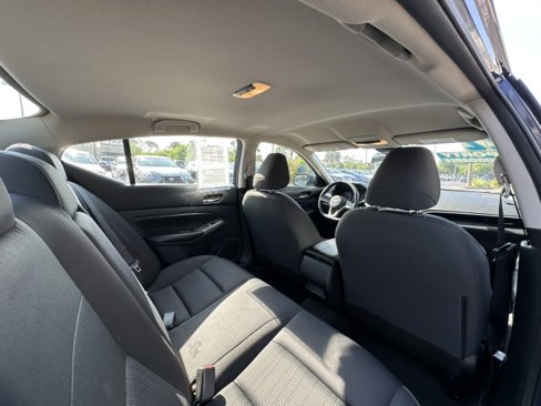 Used 2022 Nissan Altima 2.5 S image 22