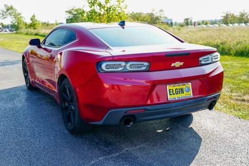 Used 2016 Chevrolet Camaro LT image 22