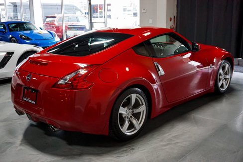 Used 2010 Nissan 370Z Touring image 7