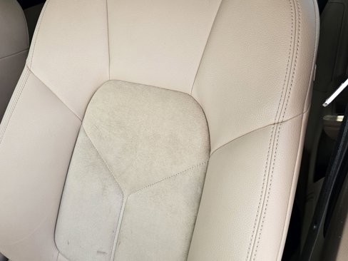 Certified 2021 Porsche Macan image 25