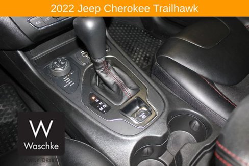 Used 2022 Jeep Cherokee Trailhawk image 34
