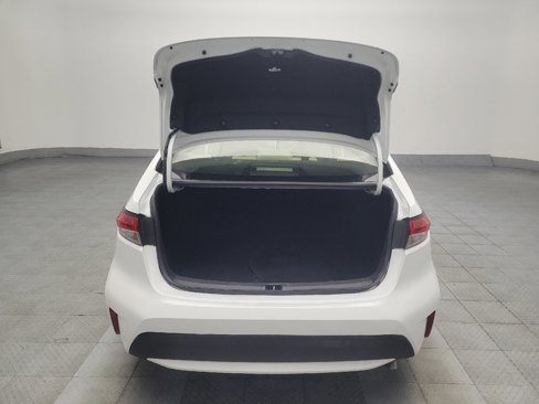 Used 2022 Toyota Corolla LE image 29
