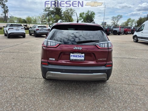 Used 2019 Jeep Cherokee Limited image 4