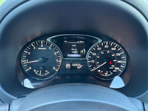 Used 2015 Nissan Altima 2.5 SV w/ Convenience Package image 17
