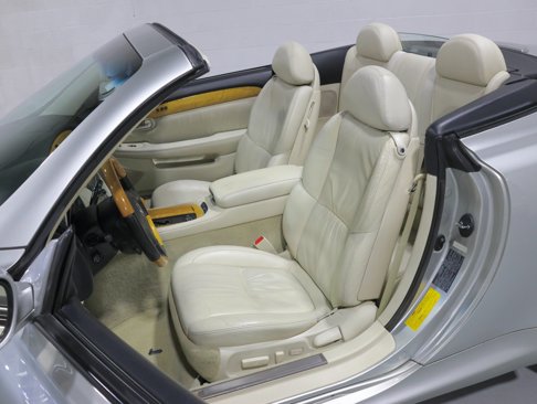Used 2002 Lexus SC 430 Convertible image 9