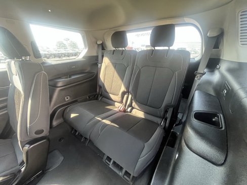 Used 2023 Jeep Grand Cherokee L Laredo w/ Luxury Tech Group I image 9