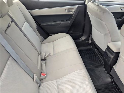 Used 2016 Toyota Corolla LE image 17