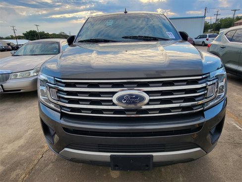 Used 2020 Ford Expedition XLT w/ Equipment Group 202A image 2