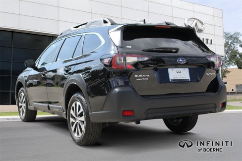Used 2025 Subaru Outback Premium image 5