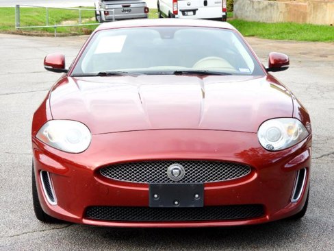 Used 2011 Jaguar XK Coupe image 27