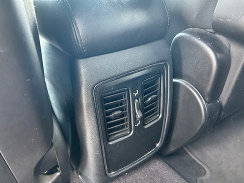 Used 2015 Jeep Grand Cherokee Laredo w/ Quick Order Package 23E image 18