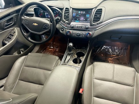 Used 2015 Chevrolet Impala LTZ image 12