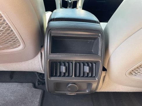 Used 2014 Cadillac SRX FWD image 17