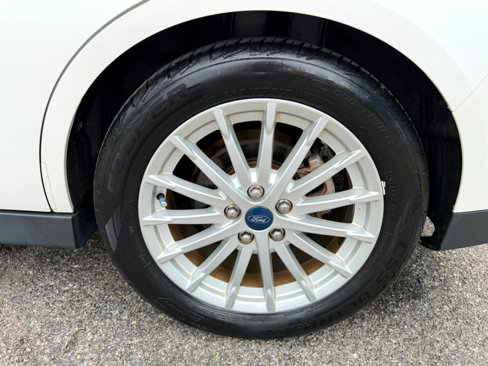 Used 2013 Ford C-MAX SE image 39