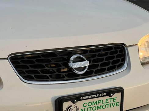 Used 2003 Nissan Sentra GXE image 10